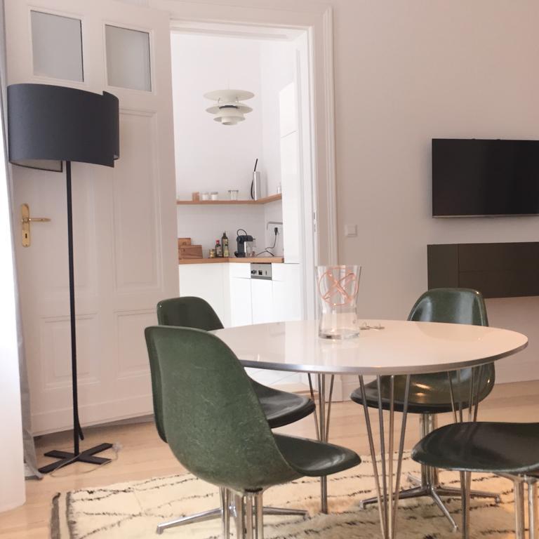 Luxury 2 Bedroom Apartment In The Heart Of Mitte, ベルリン 部屋 写真